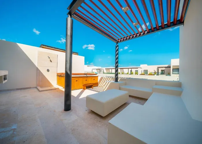 Palmares - 1 Bedroom Penthouse With Private Jacuzzi Apartment Playa del Carmen